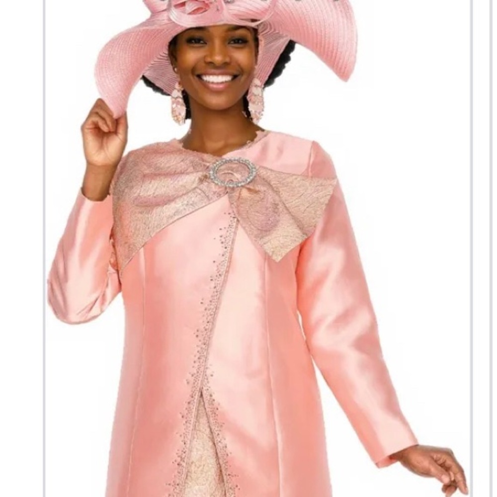 Elegant Peach Satin Long Coat with  dress for Women, size 18, New with Tags